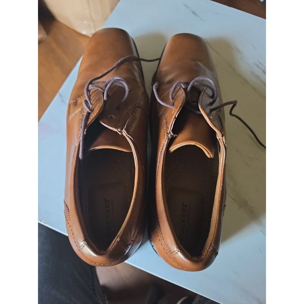 Dockers tan leather